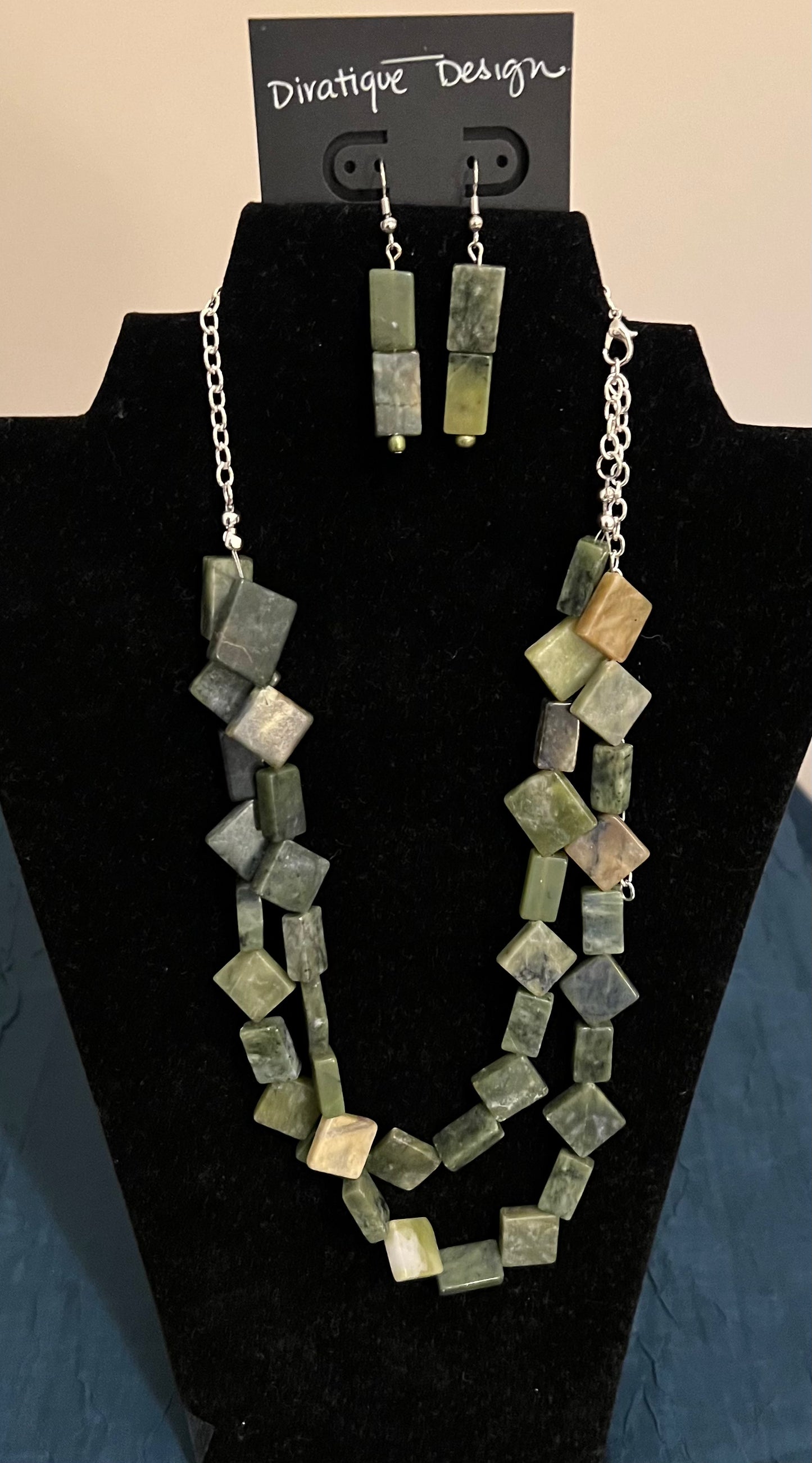 Green Jewelry Set